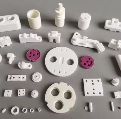 Dobra przewodność cieplna Precyzja odporna na zużycie Beryllia Ceramic BeO Beryllium Oxide Ceramics For Semiconductor Equipment