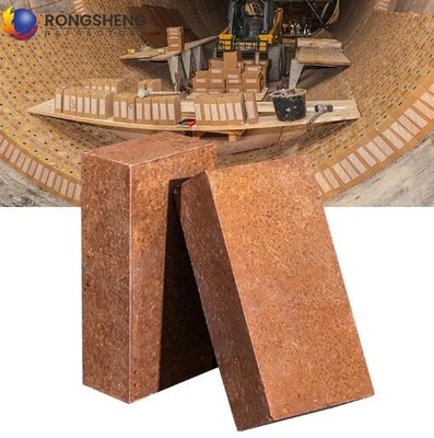 Podstawowy piec otwarty cegły magnezytowe 95% Mgo stopione i spiekane cegły magnezytowe cegły magnezowe ogniotrwałe cegły do stali