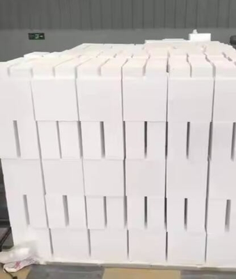 Aluminiowa bańka ogniotrwała cegła 1800C Aluminiowa dziura kula izolacyjna cegła do pieca ceramicznego