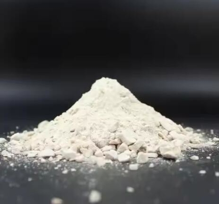 Produkcja Al2O3-SiO2 Skład chemiczny Odporna na ciepło, odlewana masa rammingowa dla ogniotrwałych podłoża Eaf