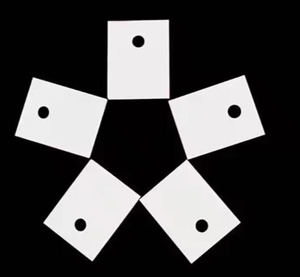 Dobra przewodność cieplna Precyzja odporna na zużycie Beryllia Ceramic BeO Beryllium Oxide Ceramics For Semiconductor Equipment