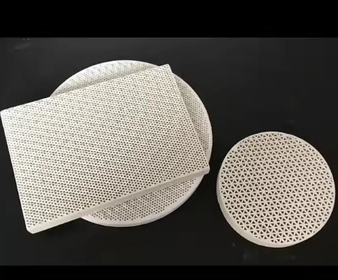 Wysokiej wytrzymałości 50-200 mm Kordierite Porous Infrared Honeycomb Ceramic Plate For Burner Thermal Shock Resistance