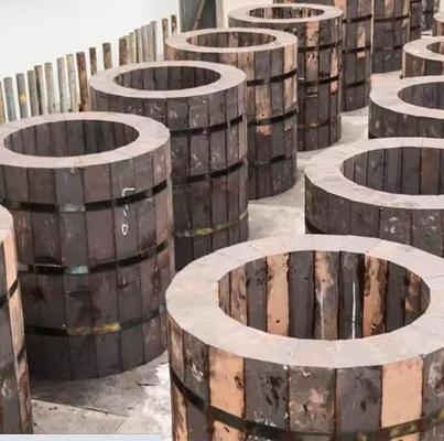 Dobrej jakości cegła magnezytowa wypalana w wysokiej temperaturze, cegły magnezytowe ogniotrwałe, cegła magnezytowa topiona do pieców martenowskich alkalicznych